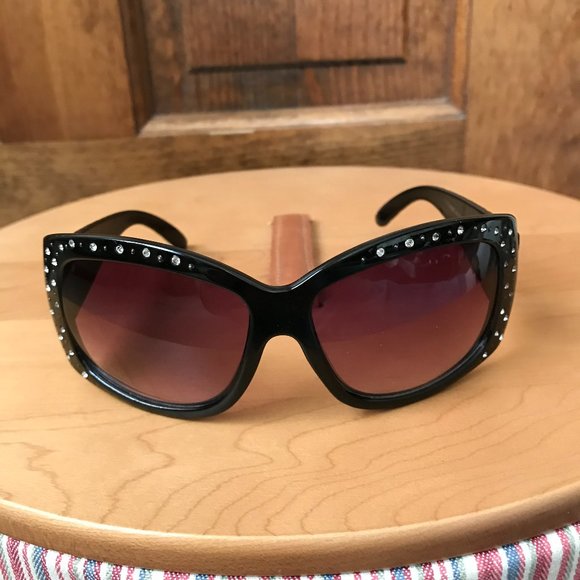 FINAL PRICE - Black w/Faux Diamonds Rectangular Sunglasses #18 - Picture 1 of 7